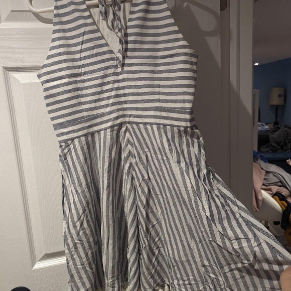 NWNT Eliza J Grey Stripe Tassel Dress - Picture 3 of 7